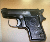 الشرطة: ضبط مسدس واعتقال مشتبه في مدينة يافا